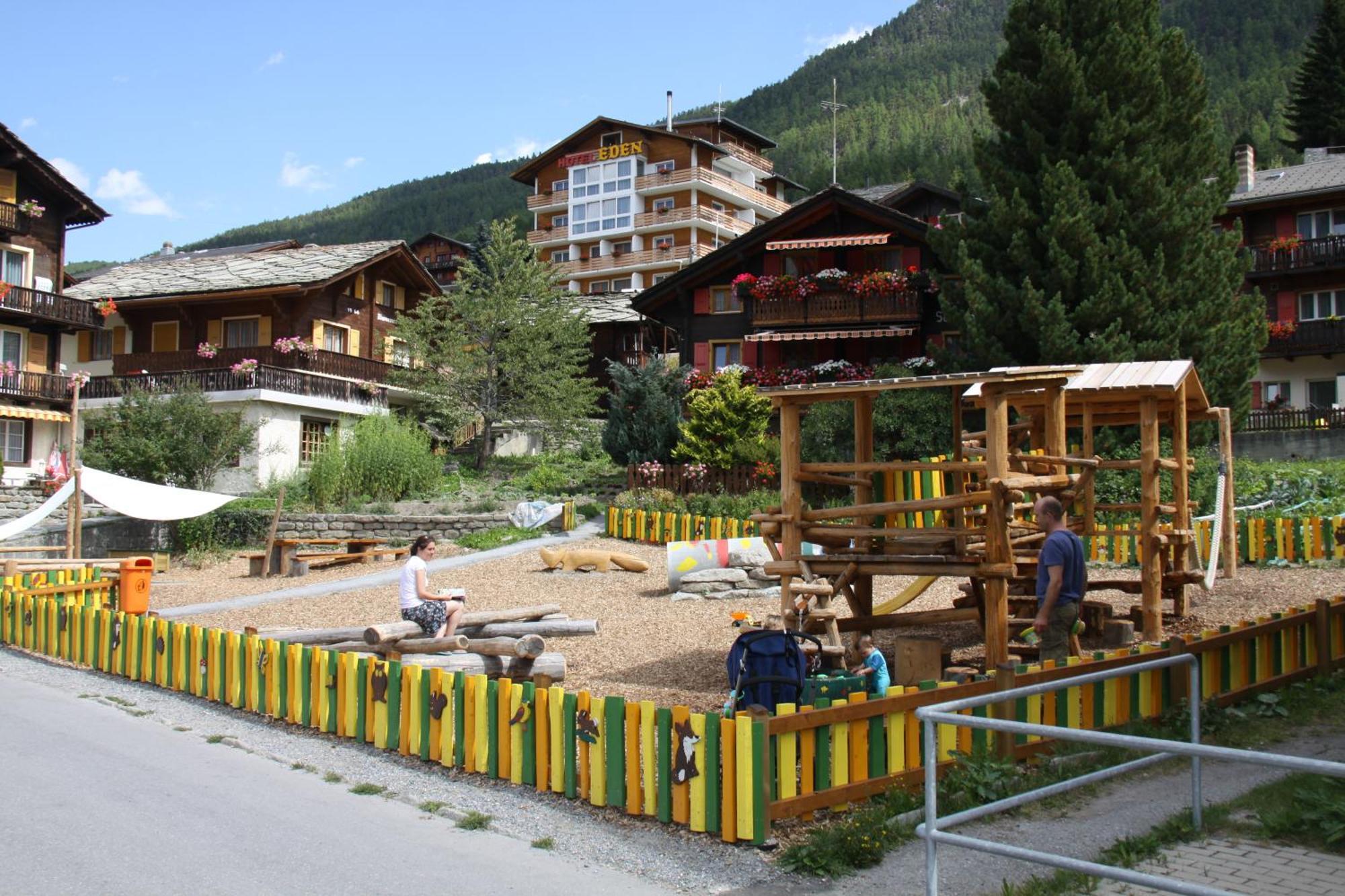 Hotel Eden Grächen Exterior foto